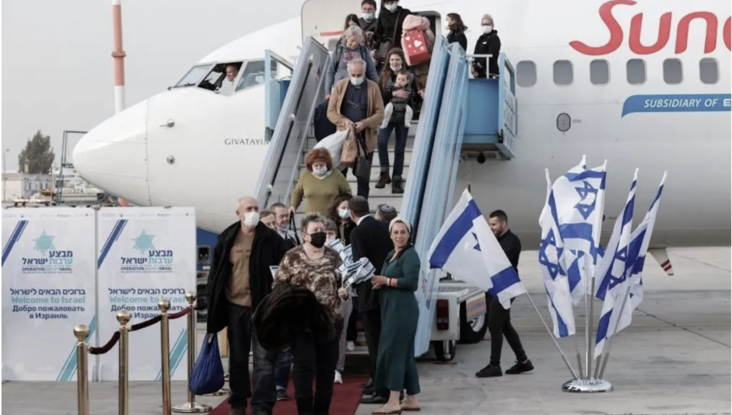 مطار بن غوريون مفتوح أمام اللاجئ اليهودي لا الأوكراني!
