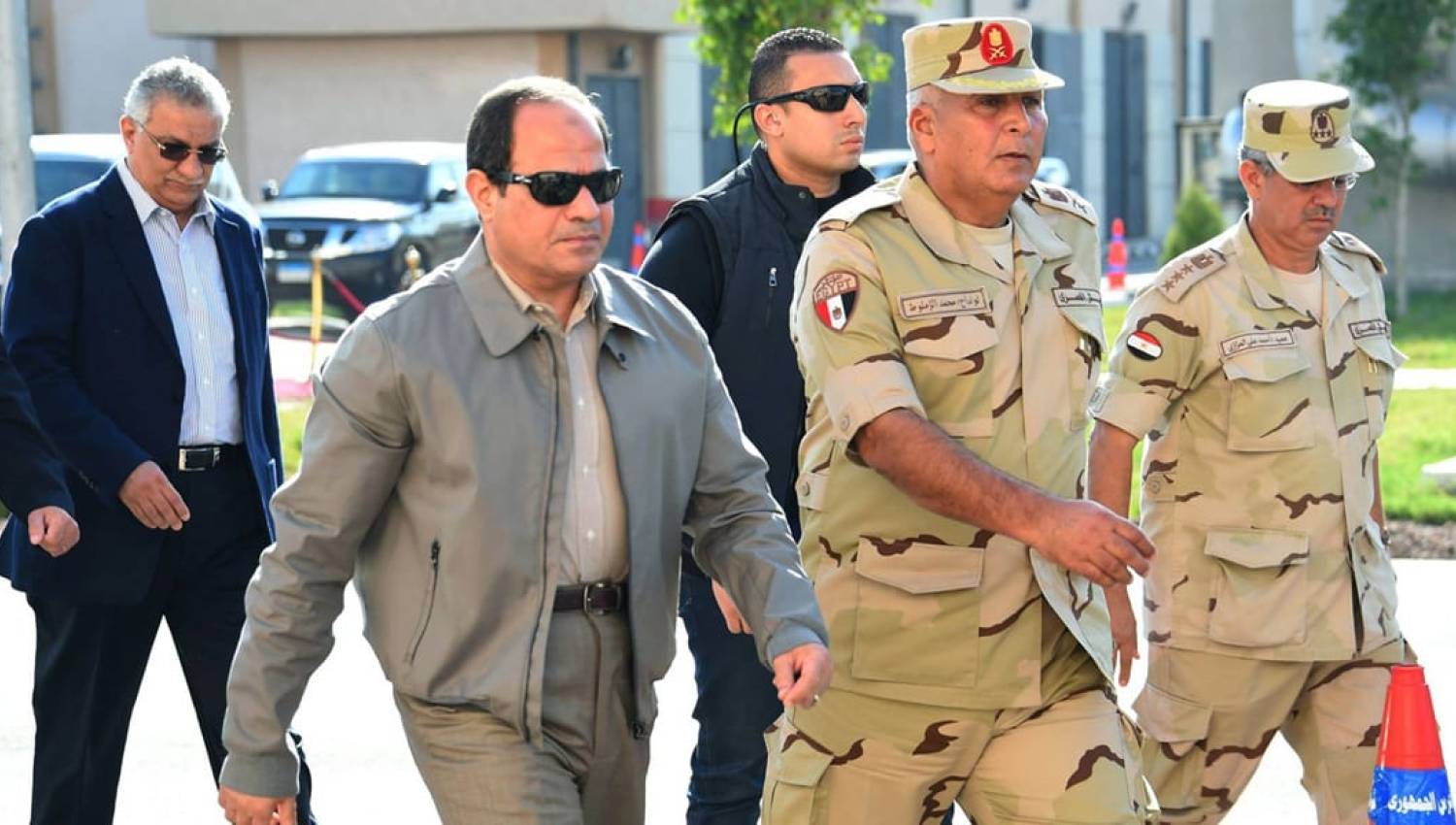 الدولة العميقة في مصر: الجيش والرئيس