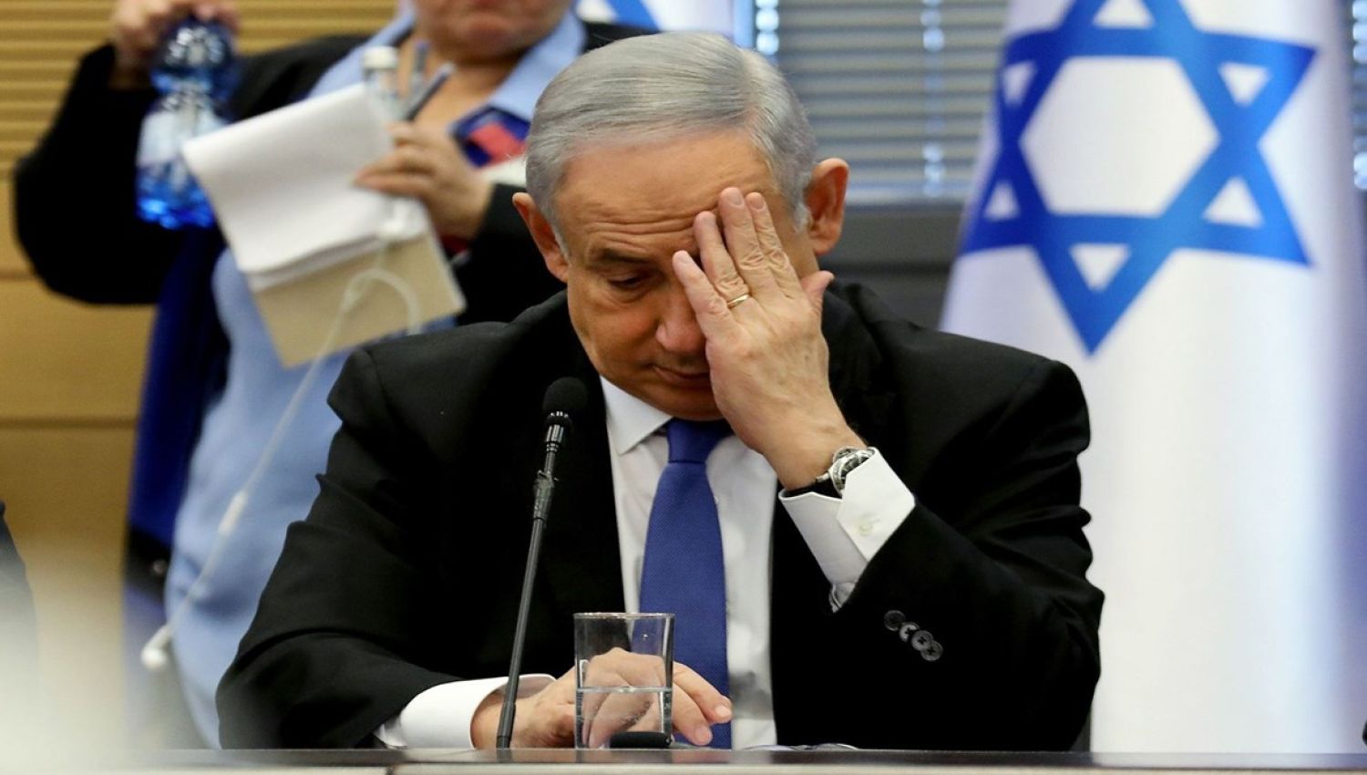 هآرتس: عودة نتنياهو الى رئاسة الحكومة تجر "إسرائيل" الى مخاطر استراتيجية