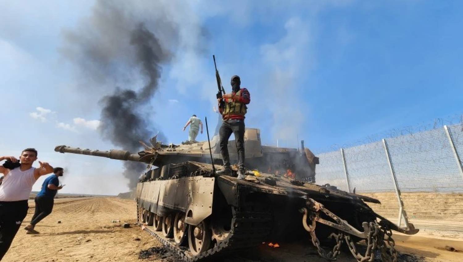 دبابة باراك الإسرائيلية: كسرها طوفان الأقصى