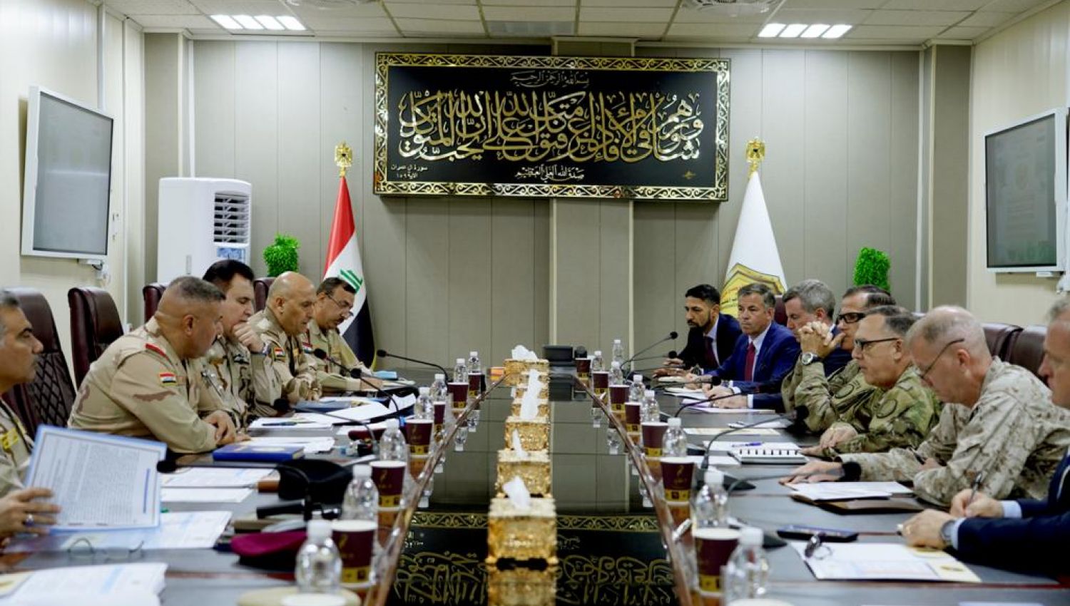 اللجان العراقية الأمريكية: اتفاق شراكة استراتيجية أم انسحاب للقوات الأميركية