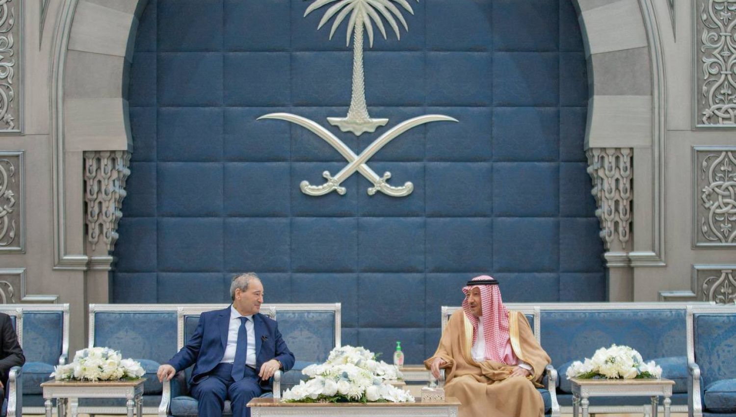 زيارة المقداد الى السعودية: أمريكا ستنزعج أكثر فأكثر