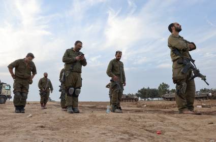 هآرتس: صور الجثث أظهرت أن الجيش مَن قتل الاسرى ليس حماس