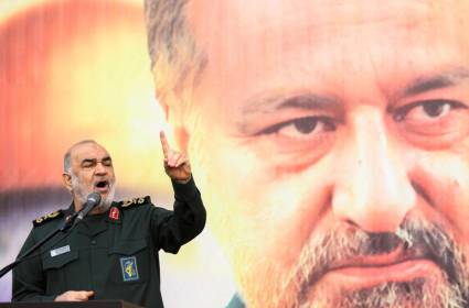 موقع أمريكي: هل قتلت إسرائيل القائد الإيراني لإثارة حرب أوسع؟