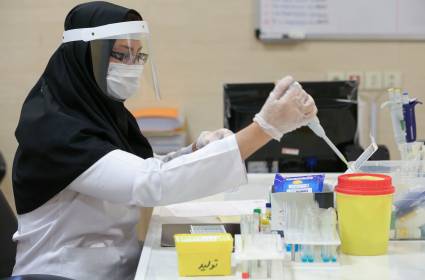 إيران: قوة ناشئة عالمية في مجال صنع الأدوية