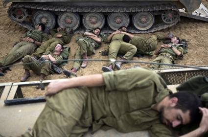 إسرائيل اليوم: هناك وظائف شاغرة في الجيش!