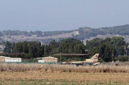 حزب الله يهدد الطائرات الحربية الإسرائيلية